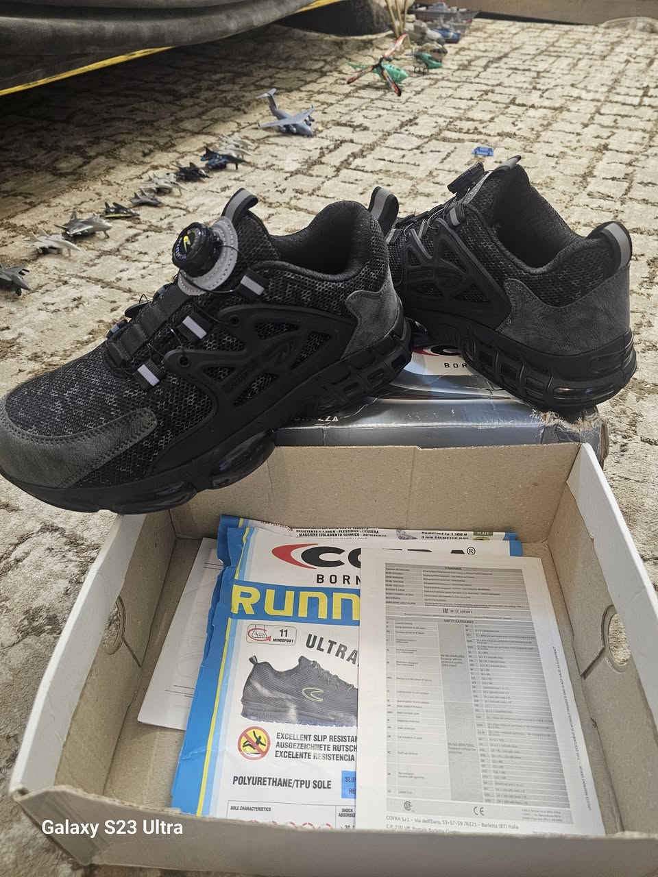 سيفتي ايطالي اصلي قياس ٤٤ راقي جدا سعر ٣٥


**إذا كنت صاحب هذا الإعلان وتريد حذفه لأي سبب، رجاءا أرسل رسالة إلى الدعم الفني**