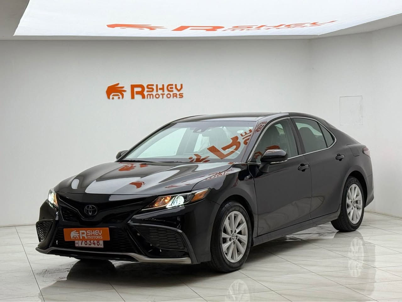 Toyota Camry 2023
تويوتا كامري ٢٠٢٣
مواصفات SE

مكينة ٤سلندر حجم ٢.٥لتر تنفس طبيعي
ماشية 86,000 ميل و بحالة ممتازة 

ضرر السيارة بنيد و باب السايق صبغ و جاملغ مبدل بدون صبغ بدون دواخل السيارة بيها ايرباك ستيرن و دكمة سستم
رقم شاصي مع الصور

رقم كاتي اربيل السيارة تترقم شمالي
مكفولة من كير و محرك و كهربائيات

و ب سعر(188$) ورقة و بيها مجال للطيبين

مكان السيارة

دهوك -معرض ارشف R-Shev
رقم51 من معارض التيرمينال 

***********
*********** دهوك, العراق
