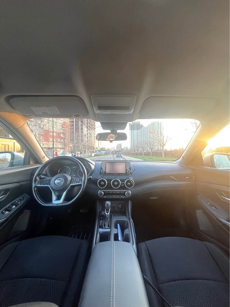 نيسان سينترا 
مواصه فات  S
موديل 2022
ماشيه  38,000 ml
رادار 
به صمه 
تحديد صورعه
خه تى جاده
360 ده ره جه حساس
سه ياره به شه رت وه پيشو پشتى كه پس 
ايرباگ سليم به شه رت 
سياره گير و مكينه به شه رت 
سعر 135 مجال
گؤرينه وه ش ده كه م 
watsapp
0751 484 60 34 أربيل, العراق
