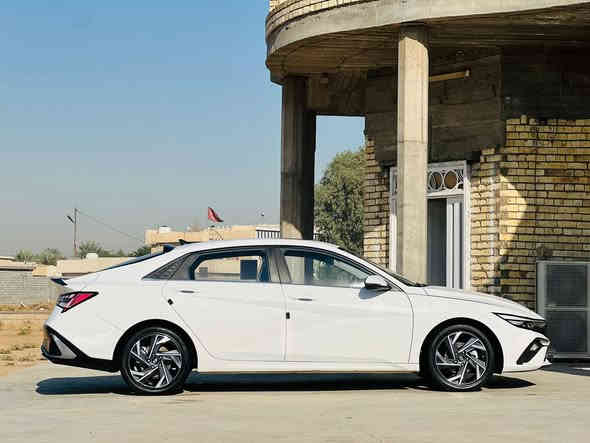 يا الله 
النترا خليجي تجمع صيني 🇨🇳 ماشية 15 الف 
مكفولة كفالة عامة من كلشي جديدة السيارة 
باسمي هزة وسنوية جدد تحويل او وكالة 
فول موصفات 

سلات سقف     بصمة بصمات ابواب داخل احمر كشن كهرباء
شاشة كامرة حساسات رادرات جانبية وامامي مكينة 1500 
دبل نوزل اشاير مري مري شفط تحكمات استرين جيهتين 
كشنات كنتارا سايد بريك دكمة كهرباي نضام سبورت نضام
تزحلق وبعد بيهة موصفات 
مكاني بغداد السعر (146) وبيها مجال التصال 
(***********)
