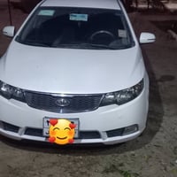 وبركاتة سيراتو ٢٠١١ السياره مكفوله من الصبغ والتبديل مع ملاحظات بسيطه ...