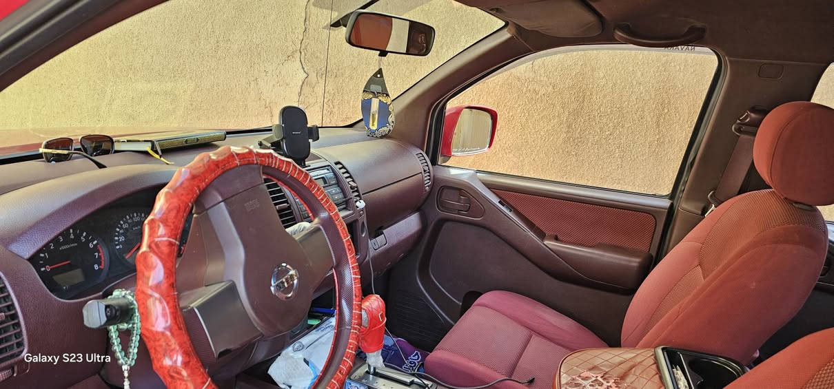 نيفارا للبيع ٢٠١٠ رقم  ممميز 
اتصل  ***********
