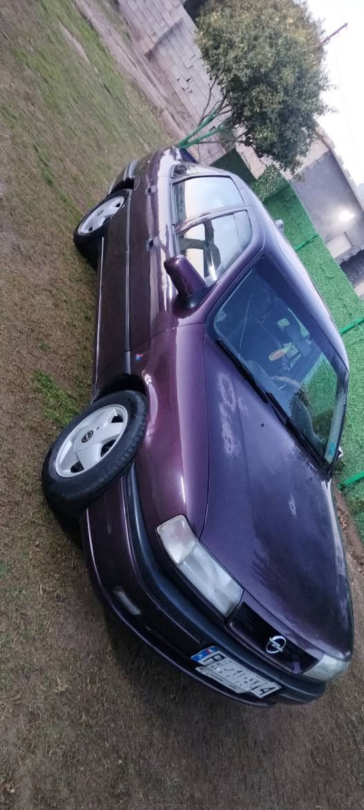 السلام عليكم فكترا للبيع موديل ٩٥سياره كله ابلاديه شرط سنويه ل 30 تبريد ابلادي كًيراوته ماتيك فتحه جام كهرباء امامي  محرك َمسكر لاتنقيص ولاتبخير شرط شرط كًير ومحرك تخم تاير جديد  كهربائيات كله شغاله الاستفسار ع هاذ الرقم  *********** & ***********@
