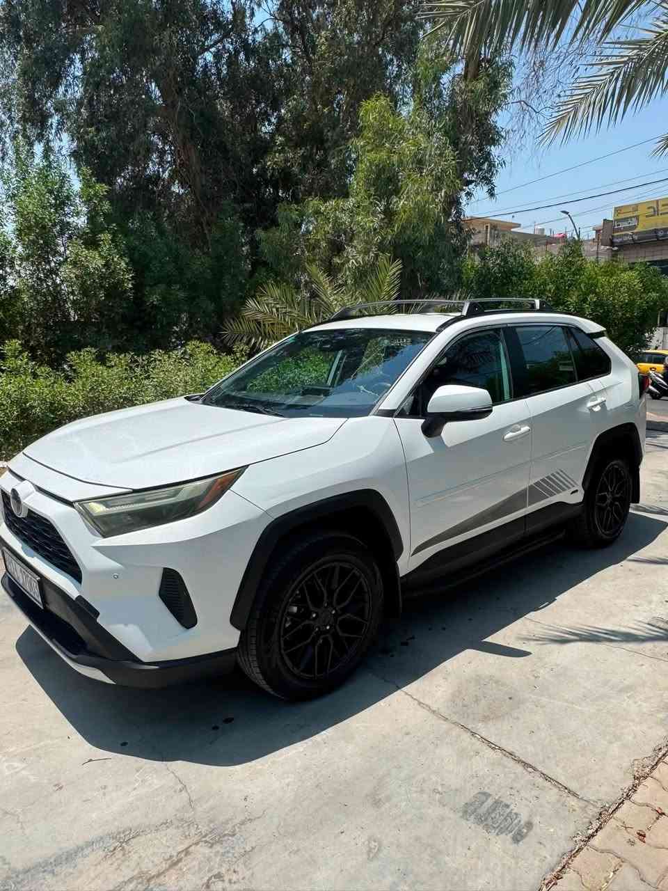 Rav4 2023 Xle
السيارة وارد كندي حادثهة مناك موضح بالصور و مطخوخة
عندي بالصندوگ ممصلحة و السيارة القمارة شوية محولبة
باقي السيارة كاملة شاشة اندرويد اوتو و كاربلي جامات اوتو
السيارة صدرهة جديد
السيارة ماشية 60000 km
سعرهة 23500$ بيهة مجال كلش بسيط للشراي
السيارة باسمي ثاني يوم تحول
***********
