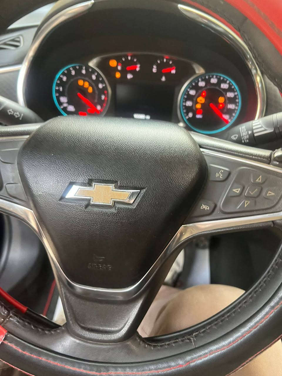 ماليبو 2017للبيع
ماليبو 2017لون اسود ماشية 100ml رقمها اربيل مكان السيارة بغداد السيارة نظيفة جدا عليها إدامة كاملة 
سعرها 105$ مع المجال 
***********
