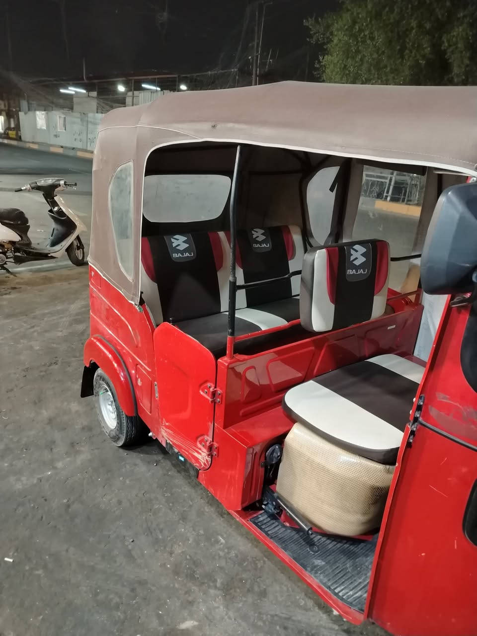 السلام عليكم تكتك البيع موديل 22 شهر 8 رقم وسنويه تحويل ثانيوم رقم واسط شراي يخابر وبيه خير ويدلل مكان بغداد الشعب    خاص / ،،،،،،،،،،،،،،،،،،،،،،،،،،،،،،***********
