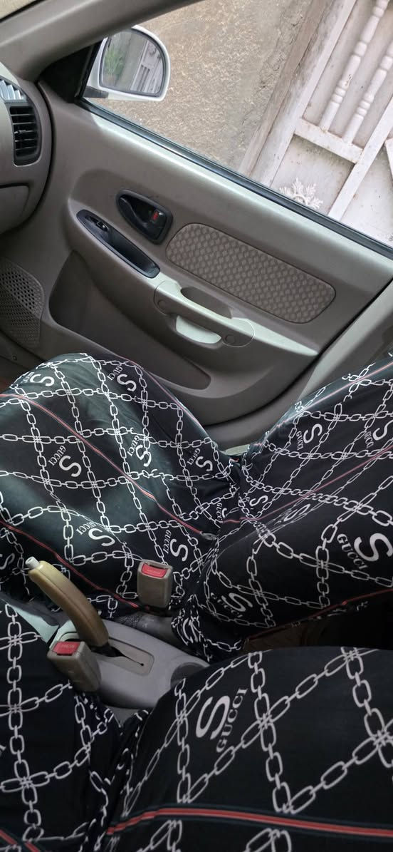 هونداي فيرنا ٢٠١٢ بيها مكانات تشليع صبغ وبيها باب صبغ الوره السدر والبقيه جاهزه السعر ٤٧ وبيها مجال بسمي رقم نجف كير عادي  رقمي ***********

