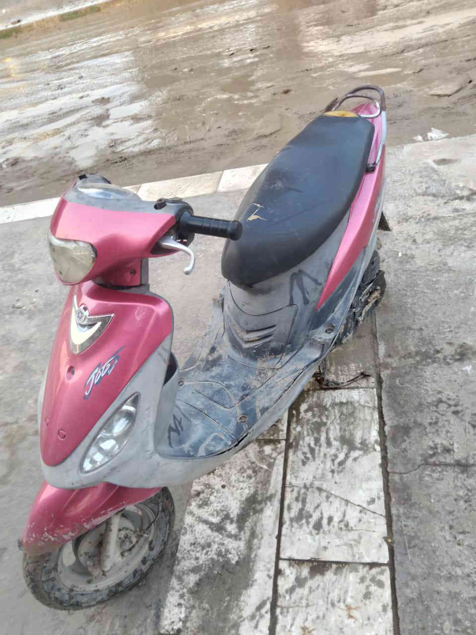 السلام عليكم ماكس منغولي للبيع دراجه نضيفه وحلوه مكينته 49 دراجه نكره بكل وقت ختم واحد متواجد خاص ***********
