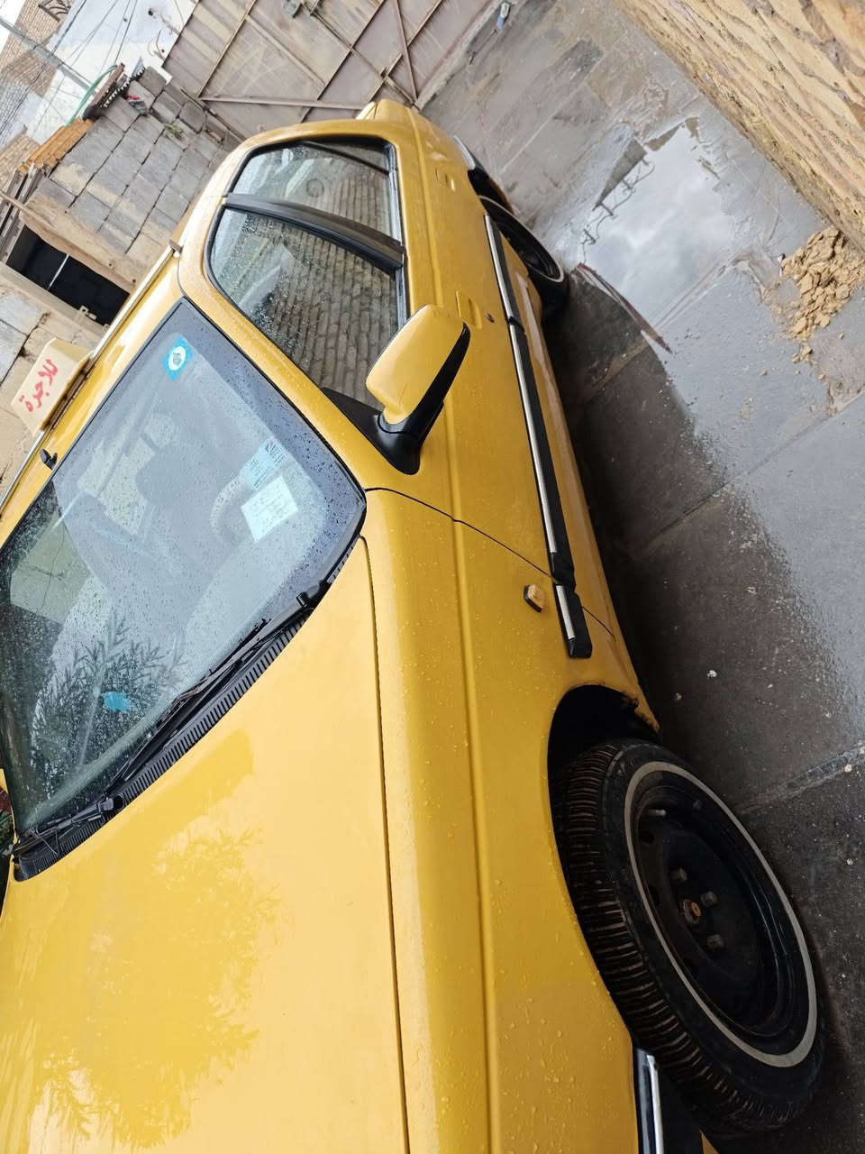 السلام عليكم
بيجو 405 
كفاله عامه موديل 2016 رقمها كربلاء  بسمي مشروع وطني  تخم تايرات جديد السعر 45 وبيها مجال للطيبين المكان الديوانيه مركز 
هاذه رقمي 
***********
