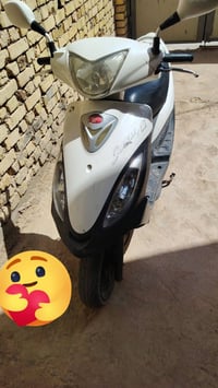 دراجه v2نضيفه حيل ومكفوله كفاله عمه برغي مامبدل بيهه كهربائيات كلهه شغ...