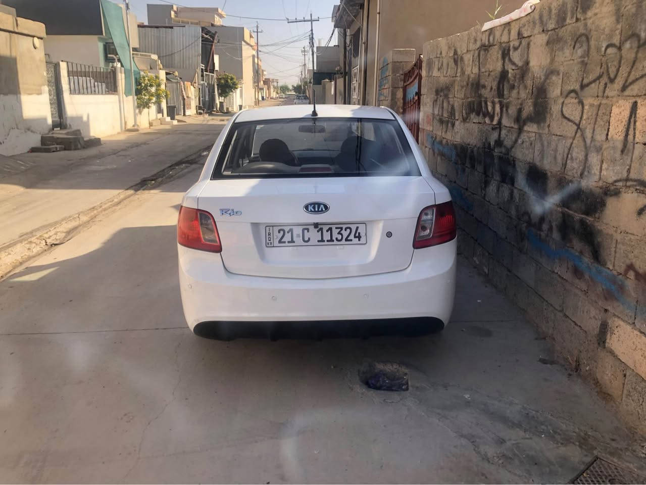 کیا ریو٢٠١١
اوتوماتيك 
دفتر بنزين
حتي ٢٠٢٨ جديد السنويه
كاميرا و شاشه
٤ جام كهرباي
حساس خلفي
تحكم ستيرن 
اشاره بلمرايه و مرايه كهرباي
و سونر بل صور
٩٠ ومعاملة
مكان كركوك رقم سليماني
*********** كركوك, العراق
