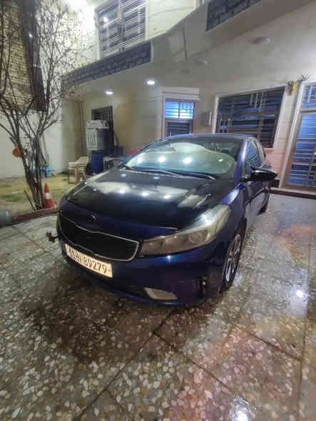 سلام عليكم كيا فورتي موديل ٢٠١٧ وراد امريكي  حادثها خلفي بيها 4قطع صبغ بدون ضربه نعتبرها حزام دواخل 
السياره مكفوله 
فولل موصفات عدا الفتحه  مكينه ٢٠٠٠ كير اي تي
السياره ما ناقصها برغي
 رقم بغداد مشروع وطني سعر 110 وبيها مجال
 ماشيه 100 الف مكاني بغداد الامين ثانيه للاستفسار ع رقم ***********
