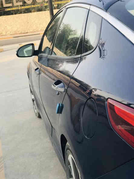 كيا اوبتما مديل 2019 S.     
بغداد حادثه الدعاميه الخلفيه فقط 

مواصفاتً

بصمه تشغيل 

بصمت ابواب 

بنرامه 

حساسات اماميه خلفيه

اشاير مري

نقاط عمياء

مانع نزلاق 

كروز سرعه

السياره فول ١/١ 

السعر 135$ وبي مجال 

بغداد الهاتف 

***********
