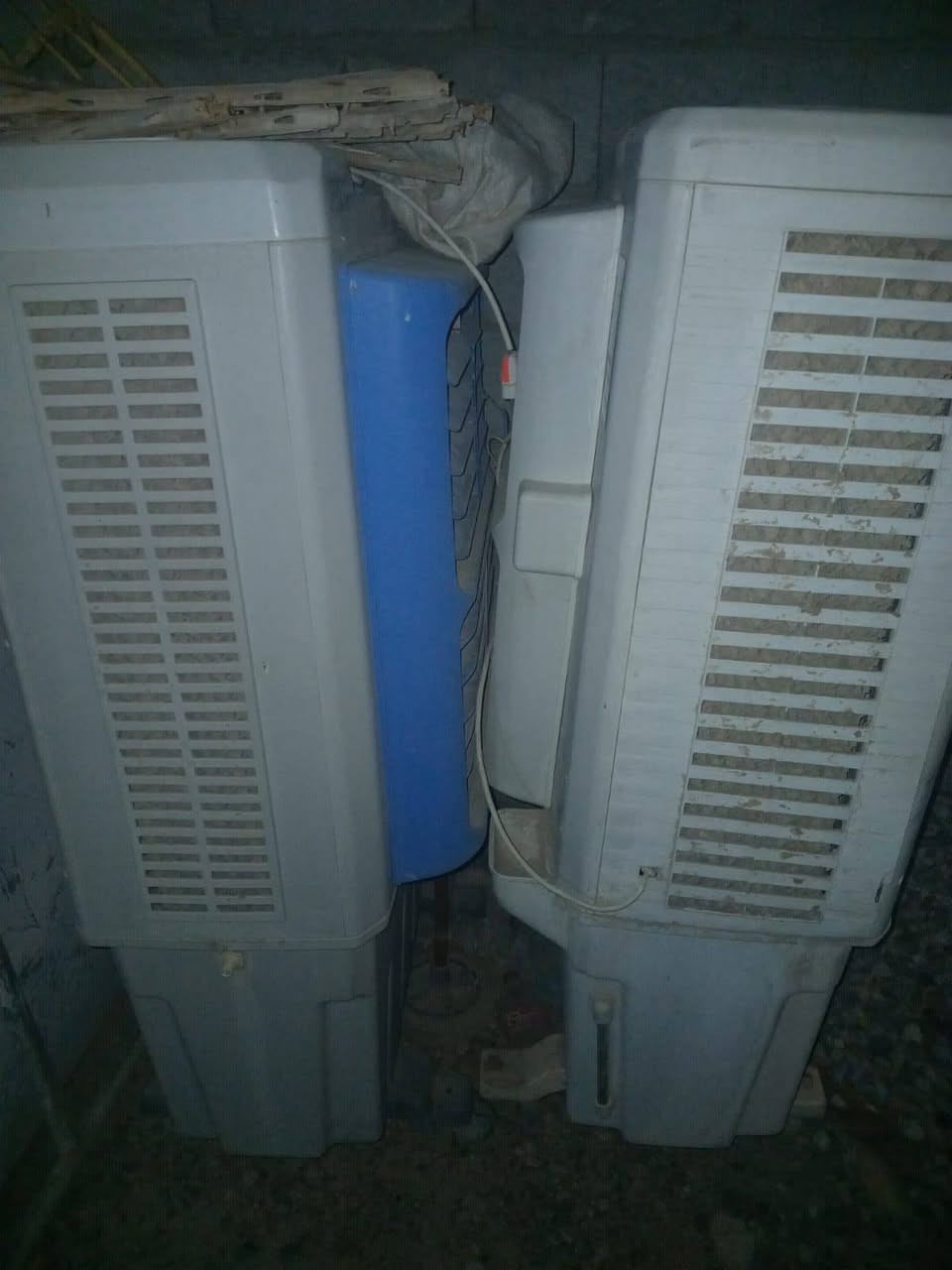 سلام عليكم محطه للبيع استعمل موسم واحد منبرين جديد مواد ابطاله جدد محطه خير من الله وياهه تانكيات ثنين ابو5 واحد ابو3 وثنين ابو  1000ومولد 2700 وميز دبات و مبردات  وماطر خابط واحد و ماطور ترس عامودي محطه كامله مكمله املاح 5 انتاج 1000 بساعه الاستفسار هاذ الرقم ***********وبي واتساب (السلام عليكم ورحمة الله وبركاته)
