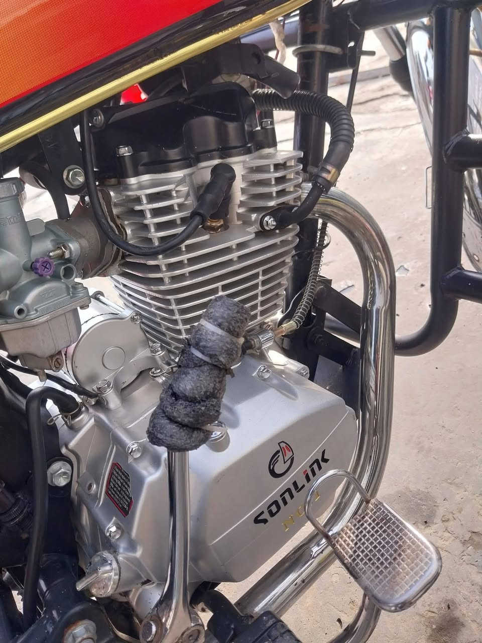 دراجه سونك 5 كير 2023 مكفوله كفاله عامه اوراقه ورقه بيها الورقه الاصلية دراجه نضافه شوفت عينك تجي تفحص وتشوف نقصها كهربائيات بس جانن يشتغلن بس بيا طبك صار وطفن ب 475 وبيها مجاال للشراي مكان الرضوانيه معرض ابو خلوود


**إذا كنت صاحب هذا الإعلان وتريد حذفه لأي سبب، رجاءا أرسل رسالة إلى الدعم الفني**