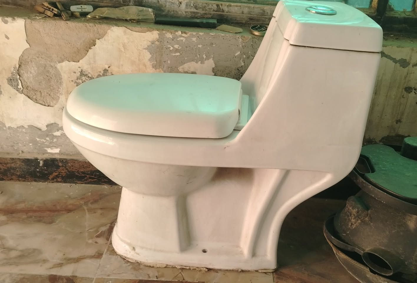 مغاسل الكبيرة ب 30 الف والصغيرة 15 الف  والغربي 30 الف وبيبان حمام الواحد 50 الف قياس طرل 2 متر وعرض 80 سم المكان بغداد جميلة الاولين للاستفسار الاتصال بصاحب الاغراض


**إذا كنت صاحب هذا الإعلان وتريد حذفه لأي سبب، رجاءا أرسل رسالة إلى الدعم الفني**