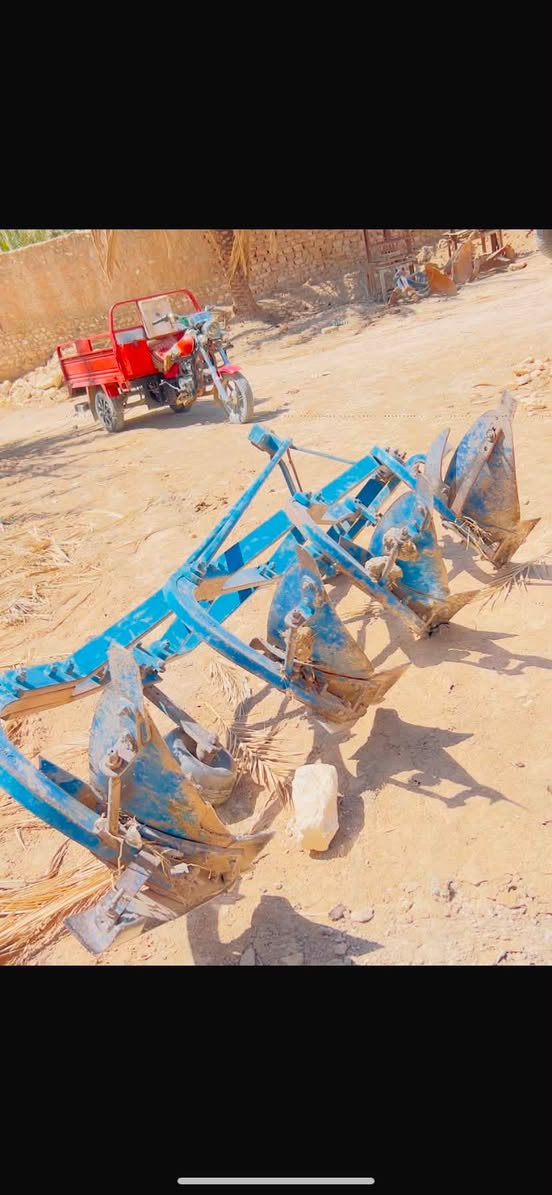 ‏ سلام عليكم فيدان حجم 14 امراوس 12 اللي عنده لا يقصر***********
