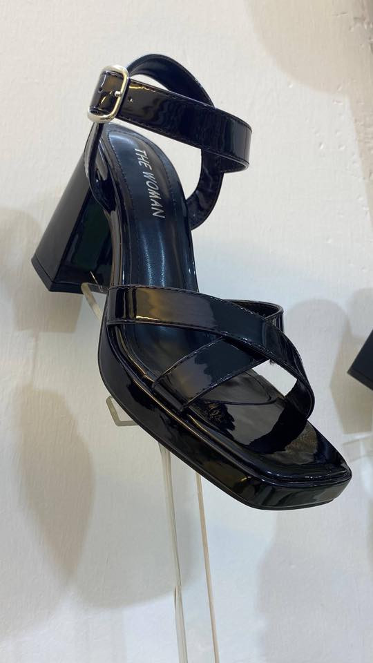 تخفيضات السعر 10 الاف
الالوان المعروضه فقط 
لمعرفه القياسات ارسال صوره الموديل
@أبرز المعجبين


**إذا كنت صاحب هذا الإعلان وتريد حذفه لأي سبب، رجاءا أرسل رسالة إلى الدعم الفني**