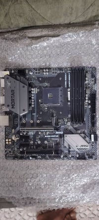 B450M MORTAR للبيع البورد نضيف كلش شغال بس تطلع هاي الرساله ويطفى قيمو...