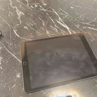 آيباد ٩ • ٦٤ • بطارية ٨٦