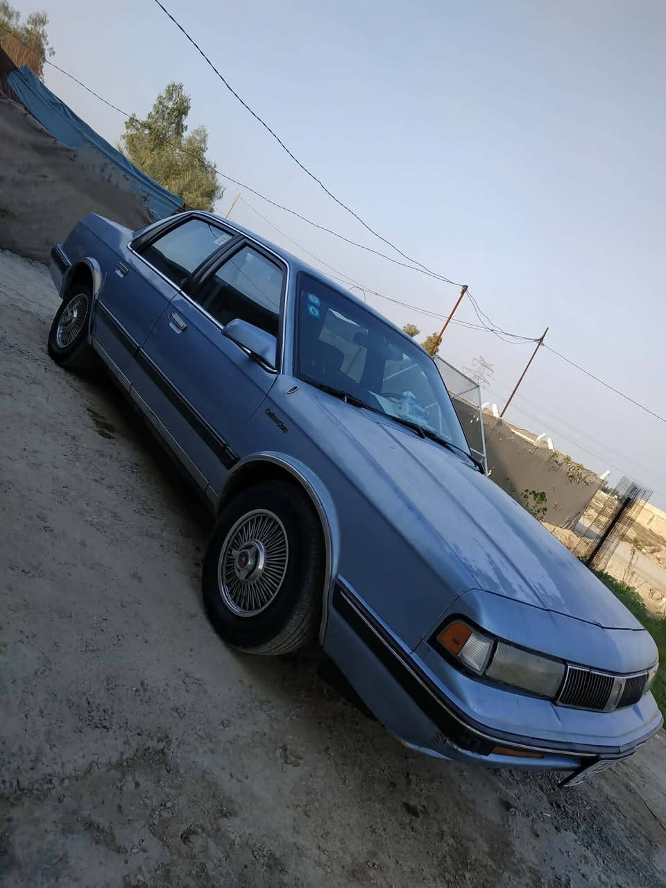 سياره اولدز 

موديل 1990

رقم بغداد الجديد 

هزه قبل شهر

كير محرك جدد مكفولات بلاد 3100

داخل كلش نضيف 

السياره بدون ضربه 

اريل كهرباء بلاد

شاشه 

سنتر لوك شغال 

كهربائيات كله شغال شرط

السياره مثل ما موضح بصور كدامك

السعر 43 وبيه مجال 

او مراوس بي ام ////🇺🇸🇺🇸🇺🇸 او حسب القناعه

مكاني بابل مركز مدينه 

***********.  واتساب

*********** اتصال فقط
