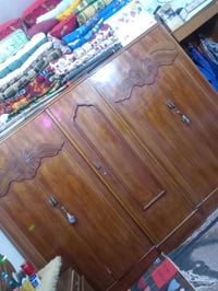 سرير • أثاث • معلومات ناقصة