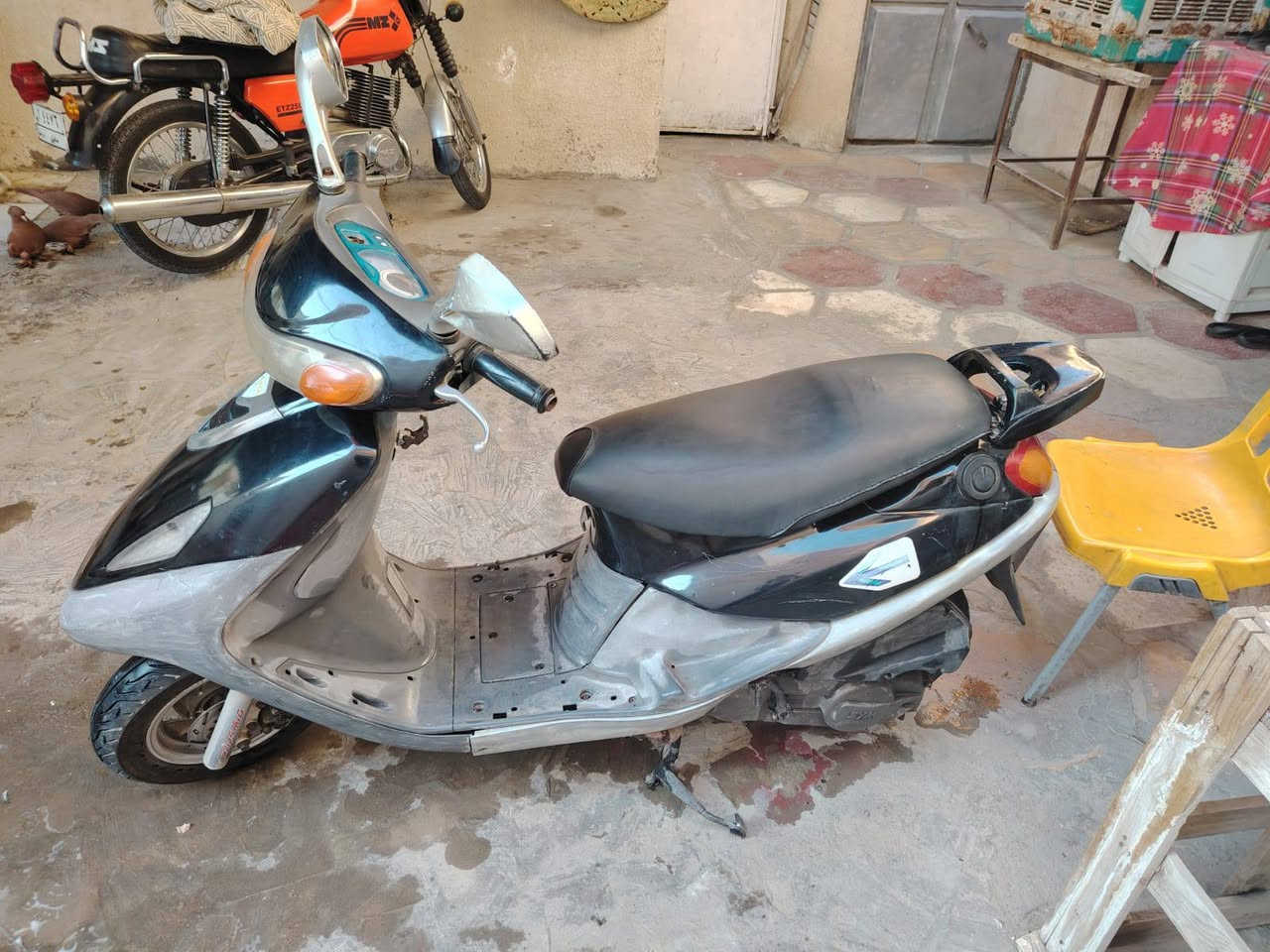 سلام عليكم دراجه سيام للبيع دراجه كامله كفاله المحرك دراجه  تخبل للبيع السعر 300 وبيه مجال نجف حي.الغري 

***********✈
