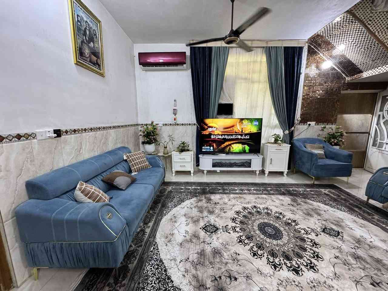 السلام عليكم
دار للبيع 🏠 
مساحه ٢٢٠ متر طابو زراعي 
يحتوي على استقبال مطبخ صاله غرفه نوم صحيات خارجيه وداخليه طرمه وحديقه ومنور 
بيت جديد كلش 
العنوان بغداد المدائن سلمان بأك 
بضهر تقاطع حساني بدايه منطقه محمد الوسمي 
بسعر مناسب 
الاستفسار
***********
