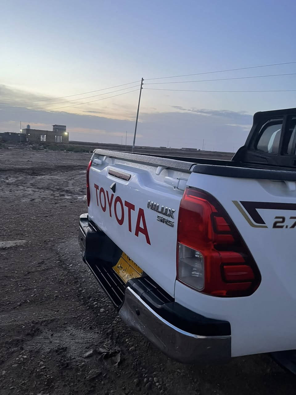 للبيع..  بيك آب هايلوكس 2019  كويتيه  داخل احمر تحكمات ستيرن جهتين
تبريد قطعتين  مانع تزحلق نضام اقتصاد وقود ونضام درايف شاشه كامره وخلفيه

وبعد عدة مواصفات  محرك وگير كفاله نضافه100 بيه   بارد  الجاملغ الخلفي والجاملغ الامامي ربع وبيه الباب الخلف السياق تبديل اصلي وكاله رقم اربيل  

***********
