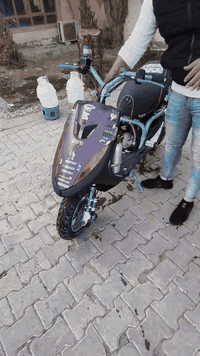 ماكس عدله مكينه جديده بوشه 55رياضي ناعمه كلش تزويد خير من الله نصبه تخبل دراجه هواي مصروف عليها مكاني كوفه *********** بيع أو مراوس بماكس عدله فقط اتصل وتدلل
