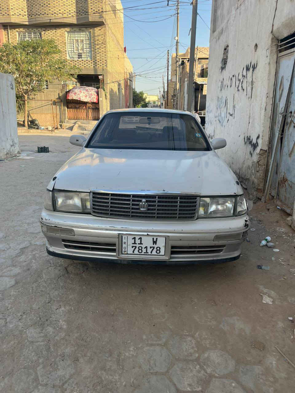 بطة كراون موديل 92 للبيع 
رقم انكليزي سنويتها ل 2033
مكفولة گير ومكينة وتبريد معوز بس غاز
سعرها 45 ورقة بيها مجال قليل 
للتواصل ***********
