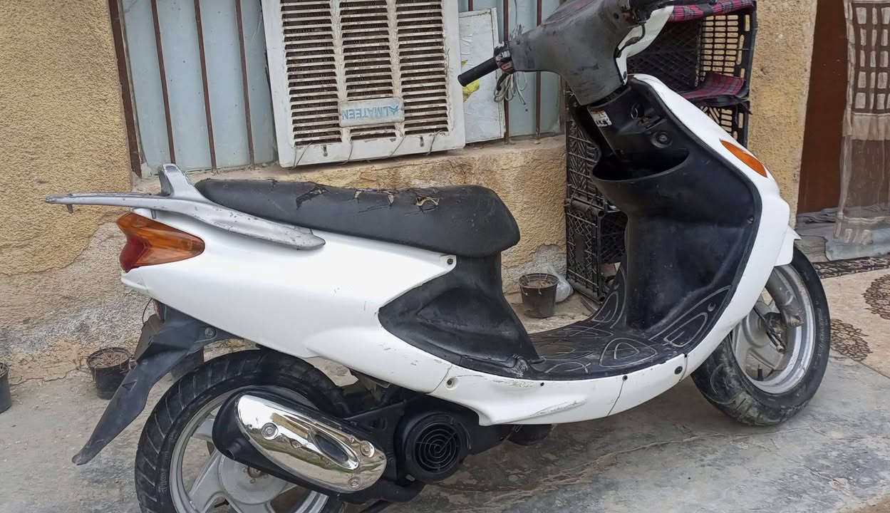 اكزز شلعه معدل
كهربائيّات  شغاله زوج تايرات جدد 
***********
مراوس
