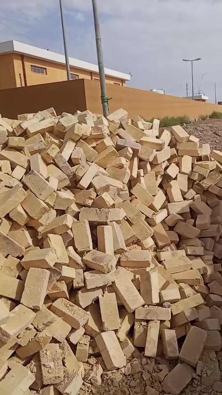 السلام عليكم توفر لدينا مواد بناء درجه اولى شرط الحمل فول سعر كنتر رمل 30 وكنتر الحصو 40 وسعر التك الحصو 160 وتك الرمل 130
المكان فرع العيله //***********
