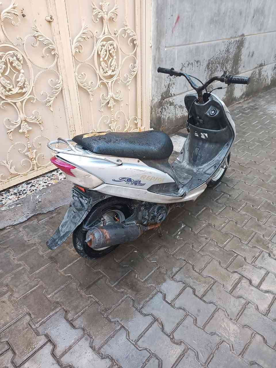 سلام عليكم دراجه ماكس منغولي للبيع الدراجه سلف باتري جديد كابريتر جديد الدرجه مكينته حلوه و ناعمه شلعه و معدل الدراجه كامله مكمله من غراض من كلشي سعر 300 وبيهه مجال مكاني  بغداد الشعله


**إذا كنت صاحب هذا الإعلان وتريد حذفه لأي سبب، رجاءا أرسل رسالة إلى الدعم الفني**