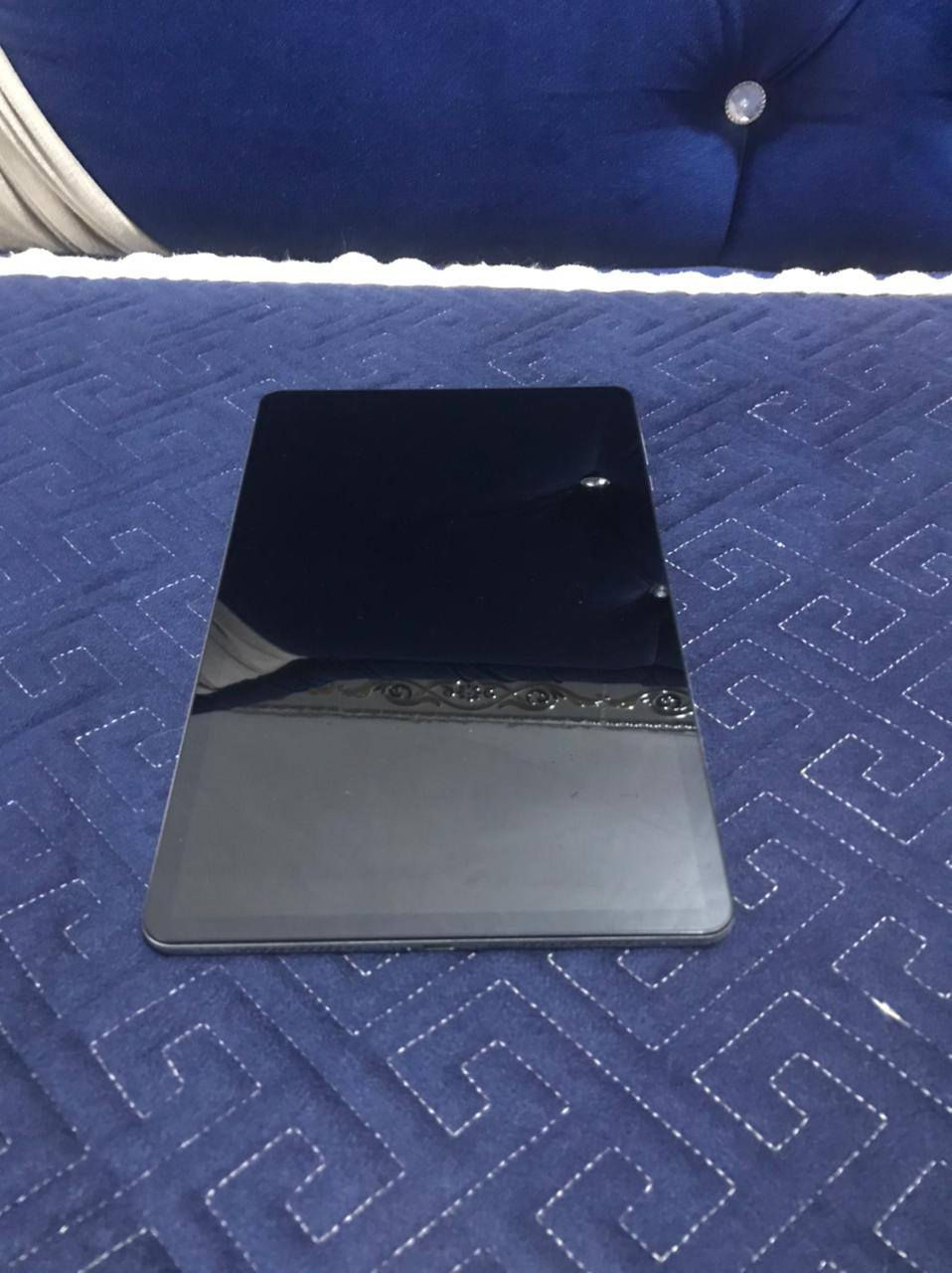 السلام عليكم 
فدوه من تخابرني وتكلي خلي الي وانتضرك وما تجي شنو معناه 
مهم 
ايباد باد x9a
ذاكره 128
عشوائيه 6+6
كامل ملحقات 
شاحنه كارتون كيبورد وماوس 
للبيع فقط 
سعره 230 وبي مجال حك جيه
مكاني محاويل 
***********
