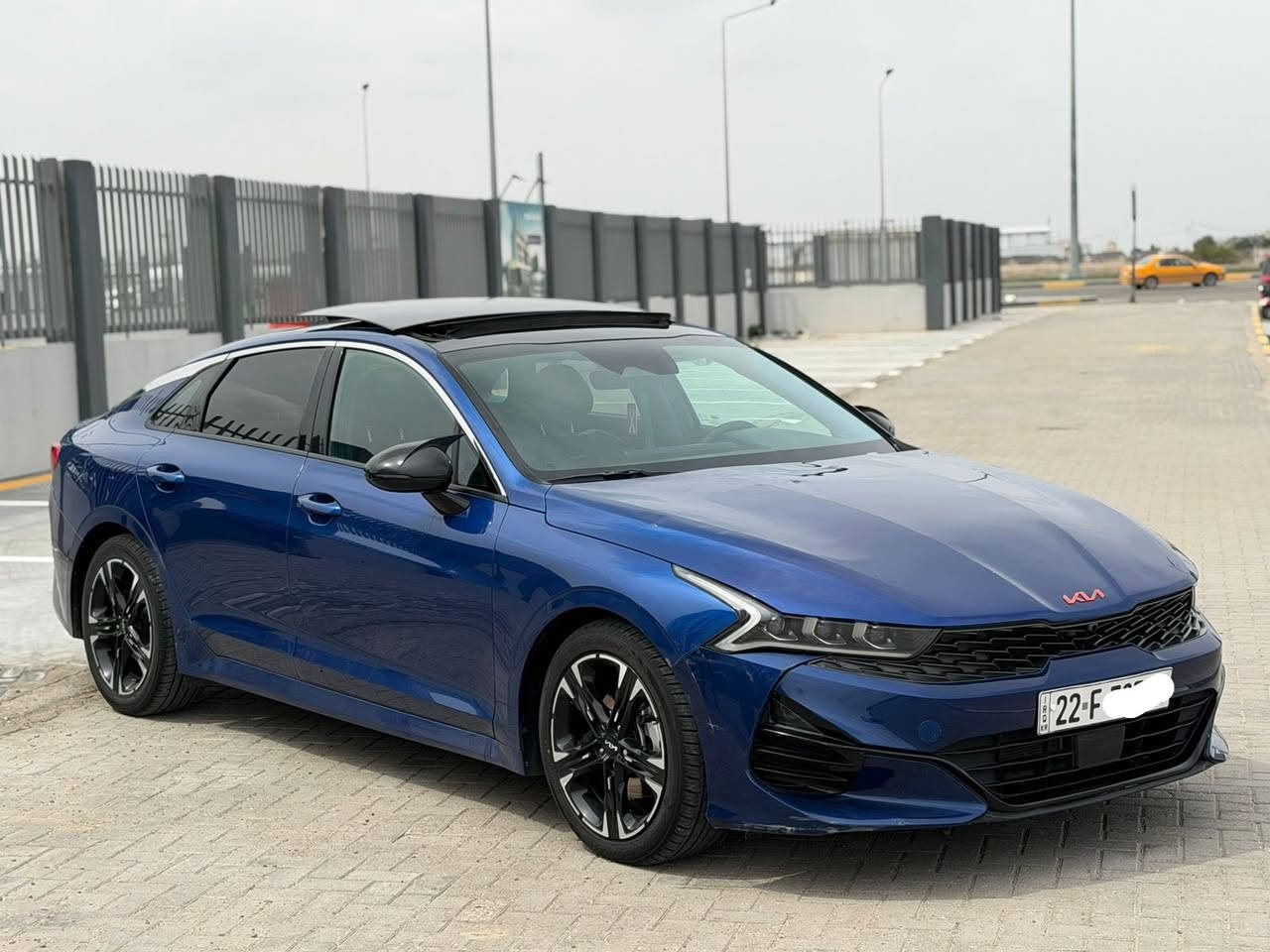 السلام عليكم 
كيا K5. موديل 2022
وارد امريكي.  صور ضرر بلمنشور
فول مواصفات 1/1. جيتي لاين
معروفه مواصفات جيتي لاين
رقم شمالي. جاهزه السياره تبريد كير محرك حداديه تخم تاير. ماشيه 43m   
مكاني بصره
للبيع و مراوس
***********
