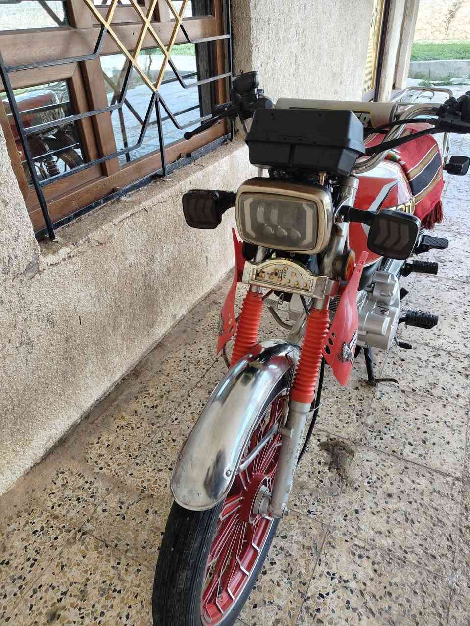 سلام عليكم سونك مديل 24 باب اول وزن ثغيل ختومات اخو الزيرو موطور كلو شغال وشرط    كهربائيات كلها شغاله   دشبول اكتروني  للبيع او مراوس للاستفسار خاص او اتصل ***********
