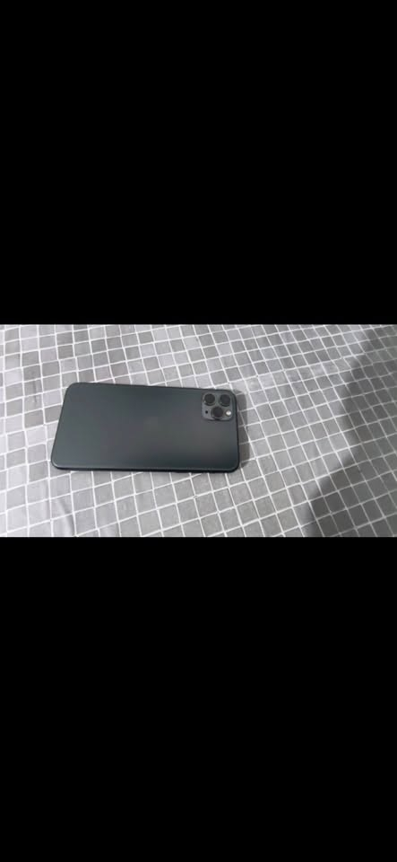 سلام عليكم ايفون 11برو ماكس  وتر ما مفتوح  ذاكره256G    بطاريه 🔋71 ميصرف مابي اي شخط   جهاز ياخذه ينسى شحن بنسبا 11برو ماكس  سعر 350 قفل مكان ديالى شهربان الرقم *********** متواجد فقط وتساب
