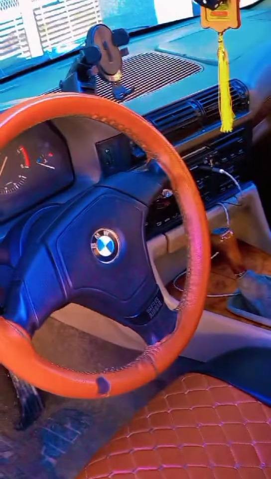 bmw 525 tds li chari mhba tbrzit no 0659540173 wri9at kolxhi khals model 86 diwana 96


**إذا كنت صاحب هذا الإعلان وتريد حذفه لأي سبب، رجاءا أرسل رسالة إلى الدعم الفني**