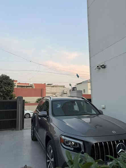 GLB250 2023 السياره للبيع مارسيدس  اربيل باسمي مكاني اليرموك فول الفول الفول وشرط تحويل بسعر ٣٢٥٠٠ للاتصال***********
