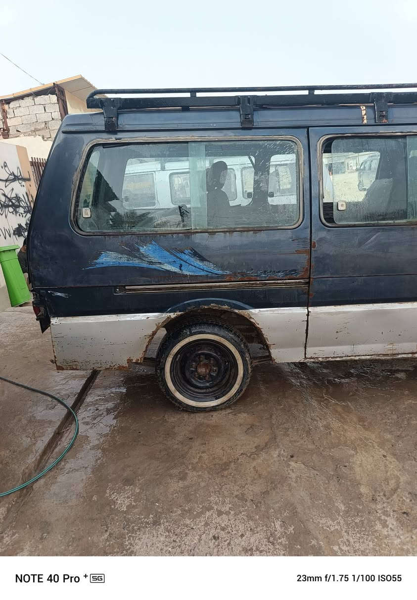 للبيع موديل ٩٤ شواصي جدد محرك بي بخار بدون تنقيص كير اكسل مكفول سياره بلاديه سنويه ل ٢٨سعرهه ٢٢بس راعيهه يريد تحويل مكان بعقوبة ***********
