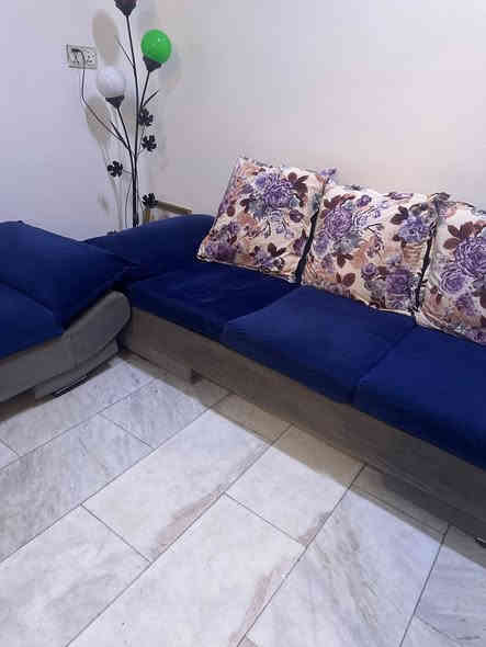 تخم للبيع 8 مقاعد
سعر مناسب 
للتواصل ***********
