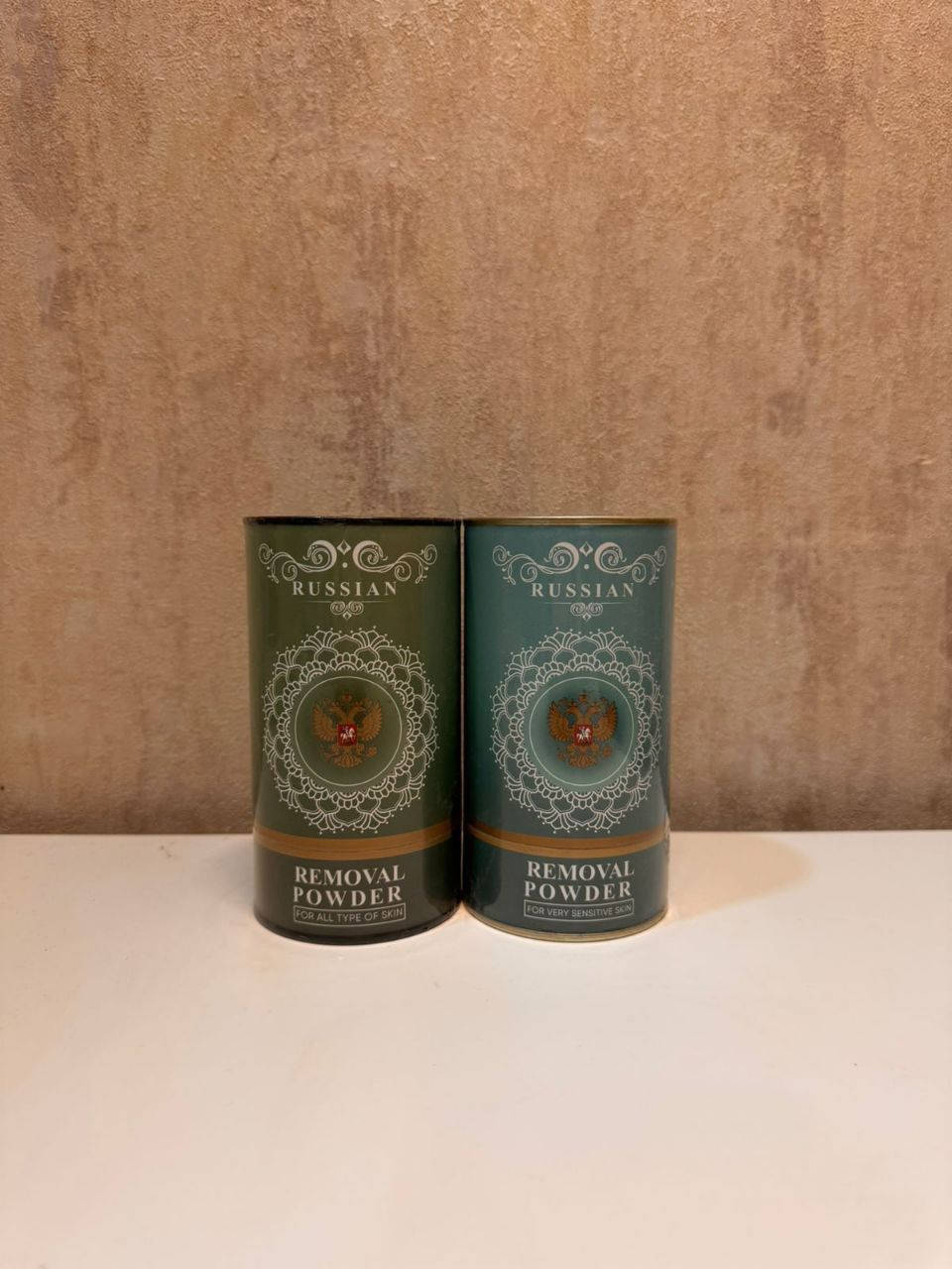 ✨ ودّعي الشعر الزائد بطريقة سهلة وسريعة! 

باودر مزيل الشعر من الماركة الروسية يمنحك بشرة ناعمة ونظيفة خلال دقائق، بتركيبة فعّالة تساعد على إزالة الشعر بلطف بدون تعب أو ألم. فقط امزجي البودرة مع القليل من الماء وضعيها على المنطقة المطلوبة وانتظري دقائق بسيطة لتحصلي على نتيجة مثالية وبشرة حريرية.

💗 إزالة سريعة للشعر
💗 سهلة الاستخدام بالمنزل
💗 تمنح نعومة ولمعان للبشرة
💗 مناسبة لمختلف مناطق الجسم

اختيارك المثالي لبشرة ناعمة وإحساس بالنظافة والراحة بكل وقت. ✨

متوفره باللونين اخضر والازرق

السعر 11

#توصيل_كافة_المحافظات~


**إذا كنت صاحب هذا الإعلان وتريد حذفه لأي سبب، رجاءا أرسل رسالة إلى الدعم الفني**