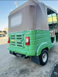 شباب تكتك للبيع تكتك مرقمه مديل 20 شهر 10 تكتك نضيفه مكفوله لأضربه ولا...