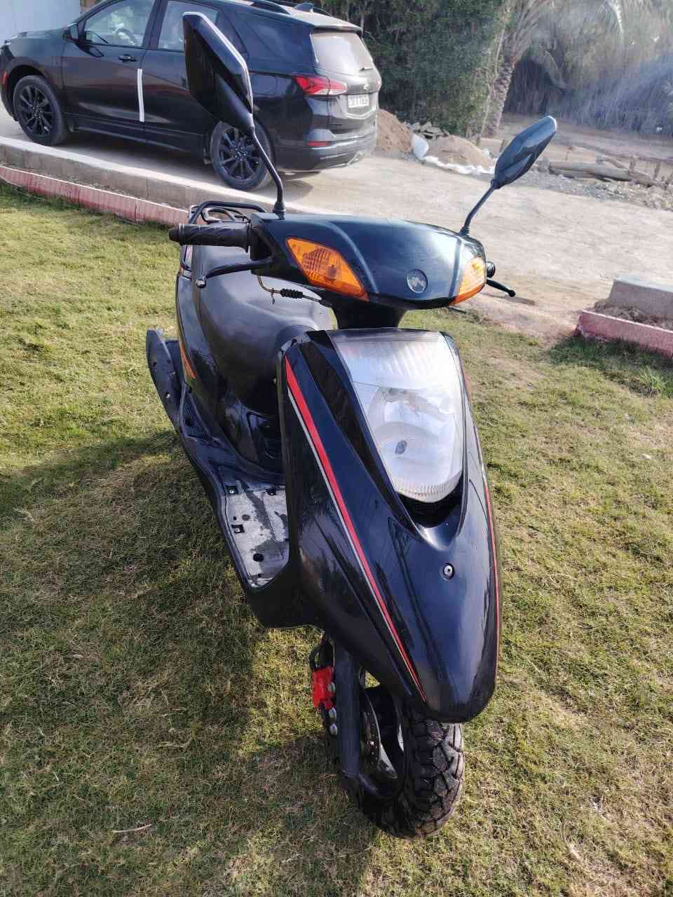 دراجه نوع ياباني (بريز)
موديل 2022 
مكينه مكفوله كفرات بلادي 
غير مستخدمه كثيراً مالت موظف من البيت الى الدائره 
الموقع الديوانية قضاء عفك قرب معمل الثلج 
الشراي يتصل على الرقم 
‏‪***********‬‏
وغير متواجد على الفيس
