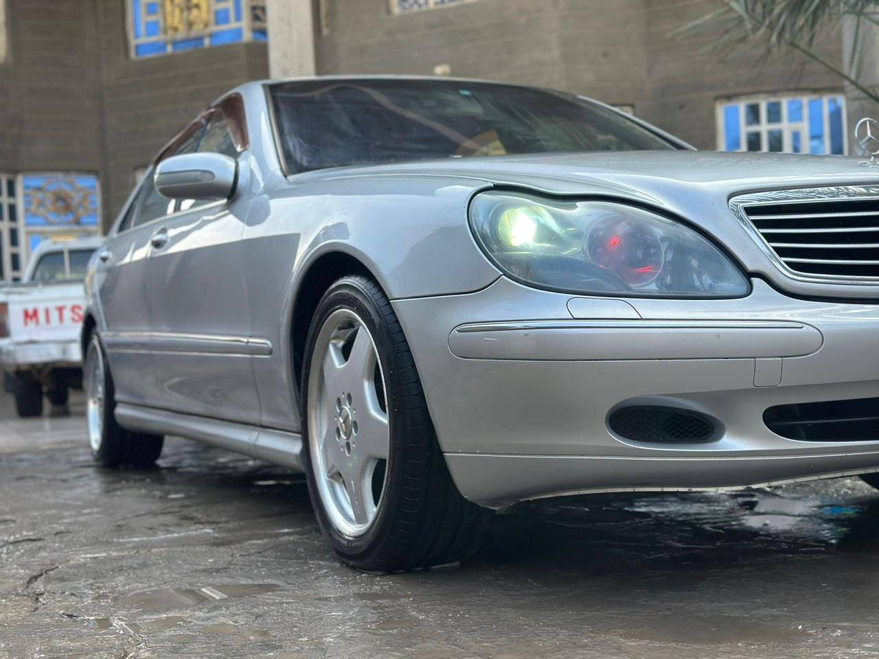 سلام عليكم مارسدس AMG سياره قمبله فول مواصفات للاخير رقم بصره  تحويل ثاني يوم اهم شي تبريد حداديه كهربائيات كله شغال سياره مال بيت مو مال شرايه بياعه حجمه 550 مكينه وكير بصندوك كفاله 8 سلندر شرط فحص سياره لون سلفر محوره لوي مو جوبلس حداده كله جديد سيرفس كامل عليه دبل فيت بم  سياره جديده سلايت عمي سياره مال جنايه ياخذه الف دينار ماذب عليه مانقصه برغي تعال وشوف وخدمه المشتري اذا لكيت بيه نقص الف طيح ورقه
عنوان سياره(البصره قضاء المدينه بني منصور) سعر(135وبيه مجال بسيط) 
#ملاحظة خوان انه مكلف بنشر راح حط رقم راعيه وتواصلو ويا  

*********** البصرة, العراق
