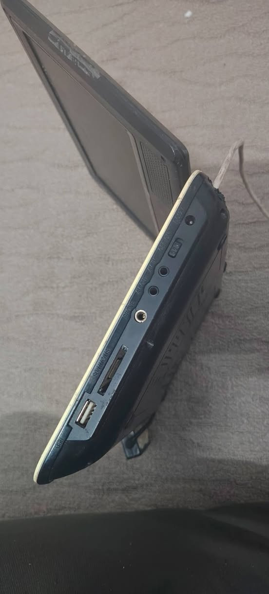 ديفدي للبيع محور بيها ستلايت تشتغل عل ups بس تاركة من زمان وكلشي مااعرف عنه صراحة السعر 30والتوصيل ماعندي مكاني الموصل


**إذا كنت صاحب هذا الإعلان وتريد حذفه لأي سبب، رجاءا أرسل رسالة إلى الدعم الفني**