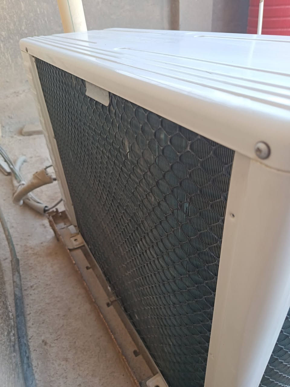 السلام عليكم ورحمة الله وبركاته
سبلت طن ونص نوع بايسنك تبريد ثلج استخدام جدا قليل
السعر ٥٠٠ الف دينار
مولده اوتاشي النوع الثقيل صناعه أوربي حجم ٦ ونص كي في تولد ٢٥ أمبير صافي ٢٢ أمبير استخدام ٢٠ ساعه فقط حاليا بانزين
مشتريه بالاقساط بمليون و١٠٠
مولده نوع ثقيل مو عاديه
السعر ٨٢٥ الف دينار
العنوان الحله حي البكرلي
*********** ابو مهدي

