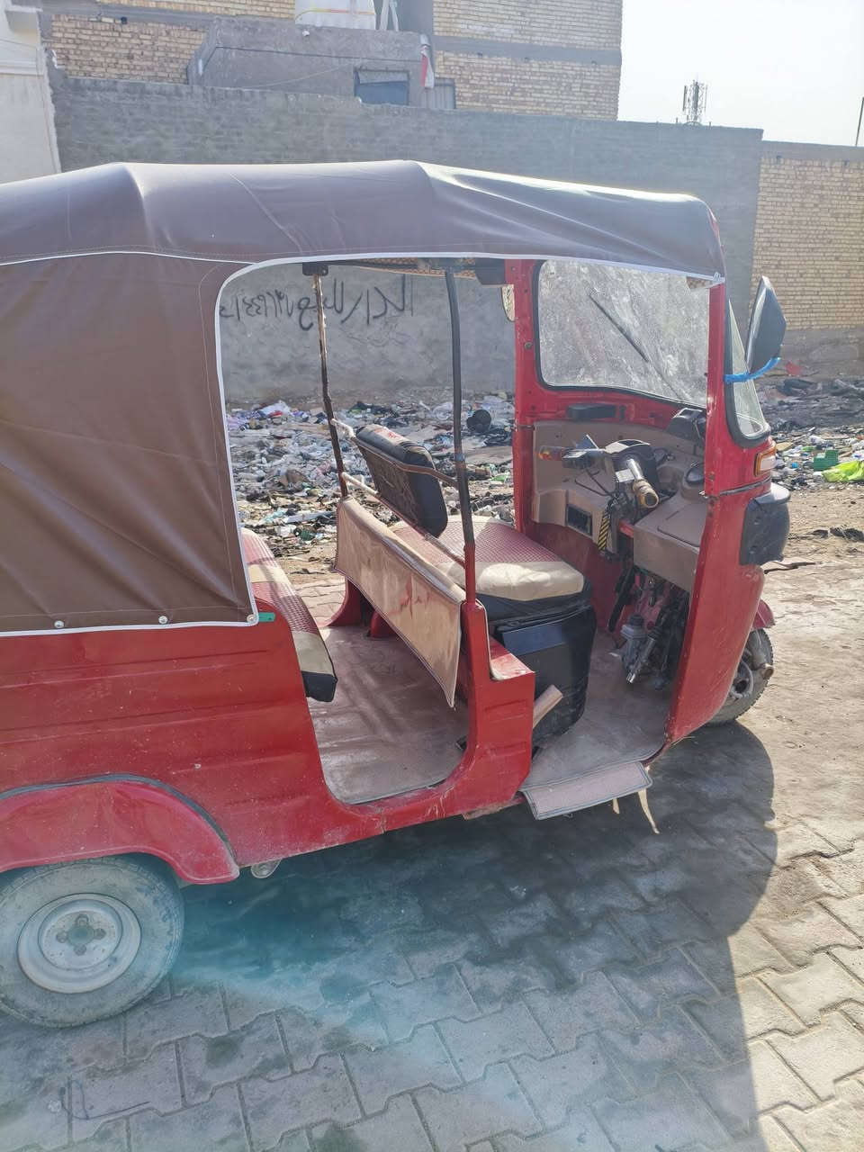 السلام عليكم تكتك للبيع السعر ٥ ملاين مكينة مكفولة رقم انكليزي سنوية بأسمي تخويل ثاني يوم للستفسار الرقم***********
