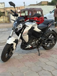 180s بنلي  الممشى 1400 كيلو فقط يعني زيرو بحالة الوكاله  رقم انگليزي ب...